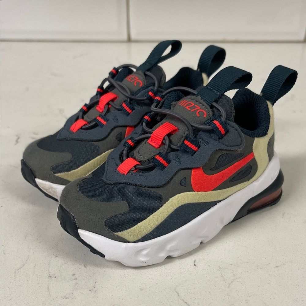 Nike Air Max 270 RT (TD) CD2654-015 Size 4C Iron Grey / Bright Crimson